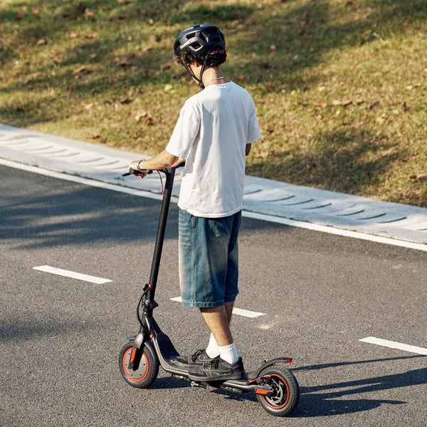 iScooter i9M Foldable Commuting Electric Scooter 500W iScooter i9M Foldable Commuting Electric Scooter 500W